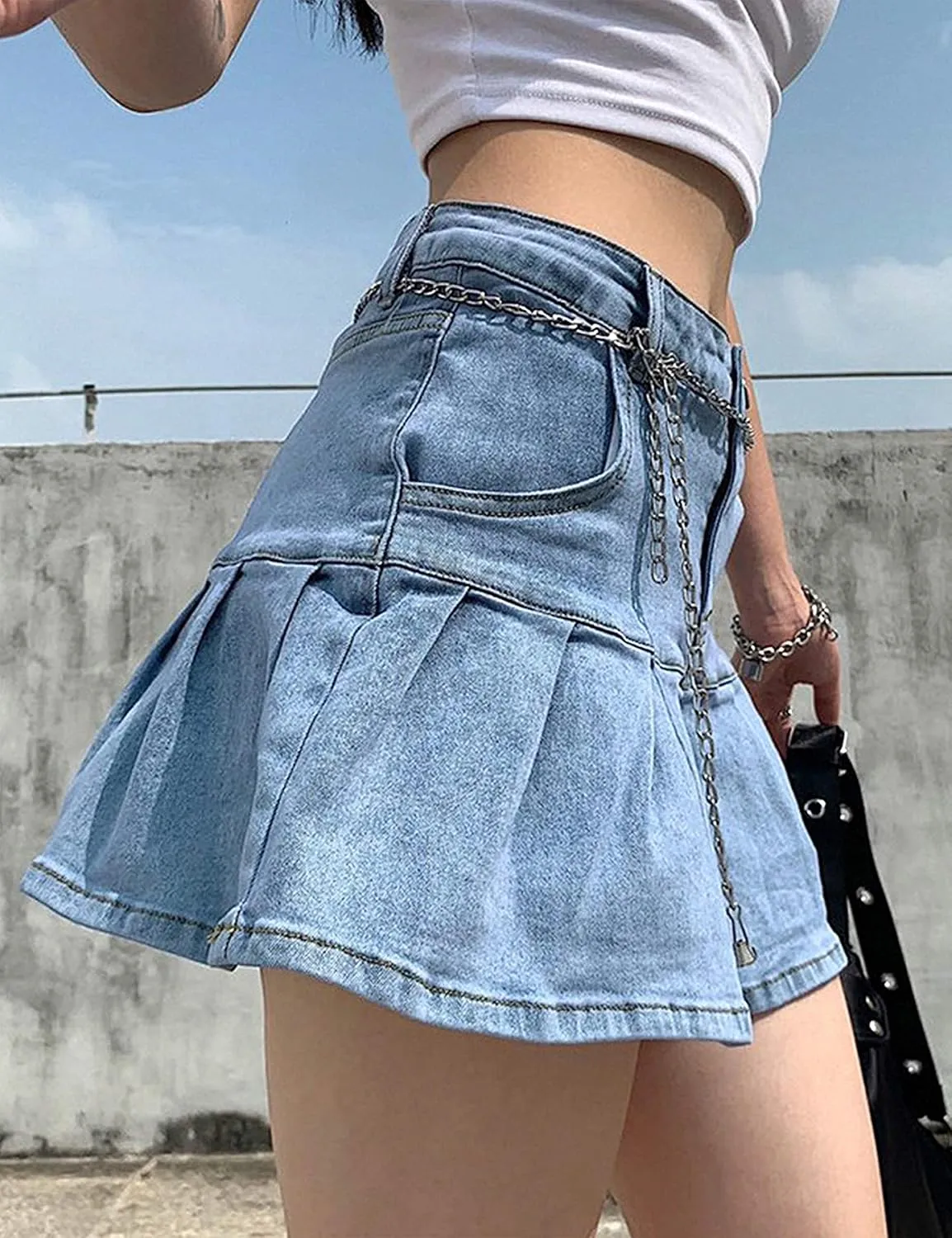 Dqbeng Women's A Line Denim Ruffle Skirt Y2K Pleated Mini Jean Skirts with Pockets